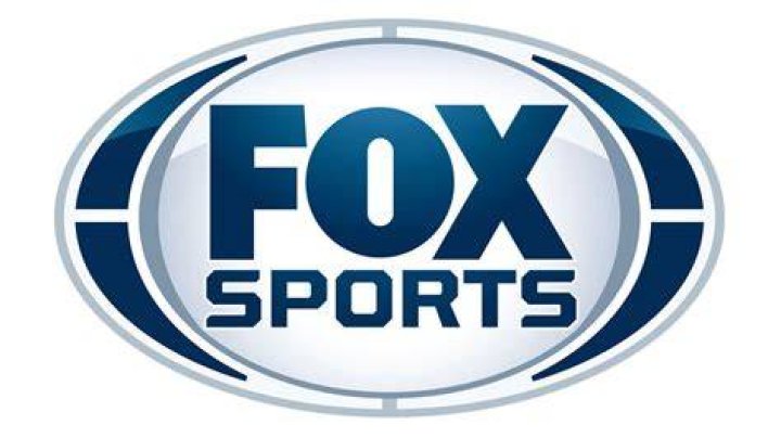 Fox Sports' Joe Buck comes clean about the hairplug addiction that