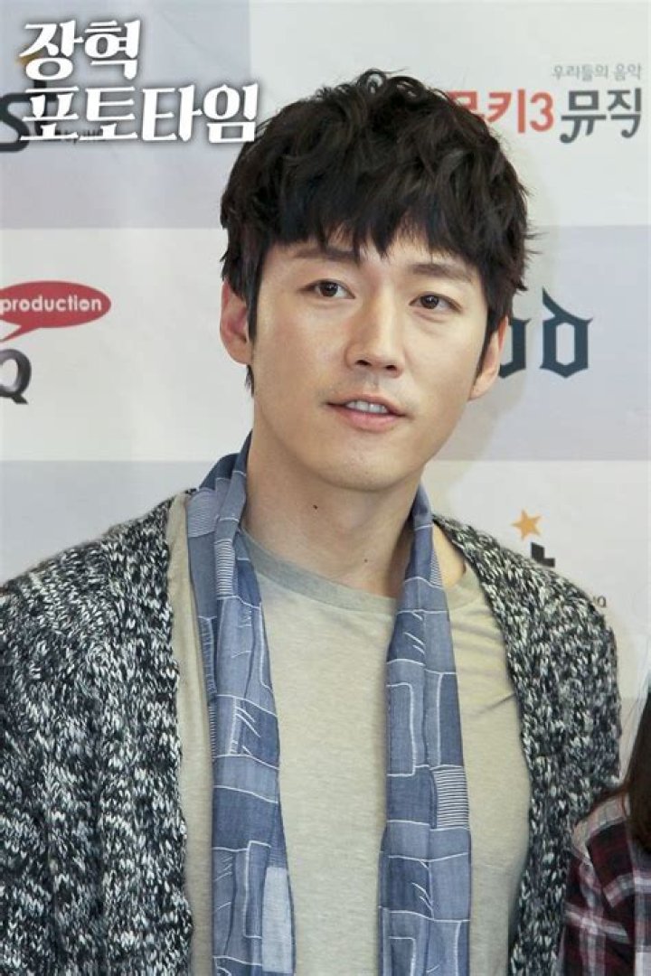 Jang Hyuk Photo Gallery (장혁) Jang hyuk, Korean actors, Handsome